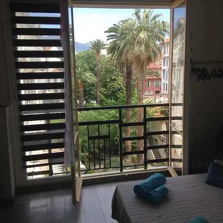 Amazing In The Center Of At French Riviera Apartment