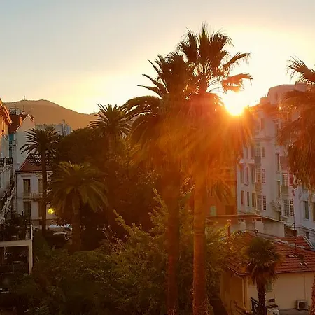 Apartment Amazing In The Center Of At French Riviera *